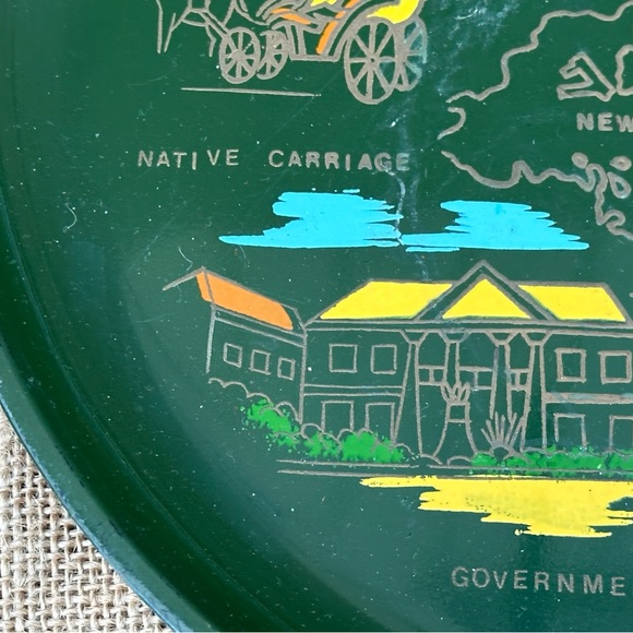 Nassau and Bahamas Lacquered Trays - Picture 4 of 15